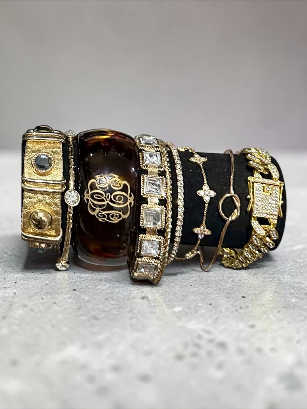Curated Vintage Gold Bracelet Stack Set 8 Pc Tortoise Rhinestone Link Cubano